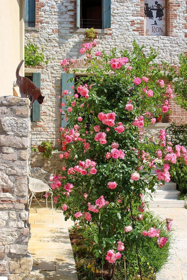 Le Zitelle Di Ron Bed and Breakfast Valdobbiadene Exteriör bild