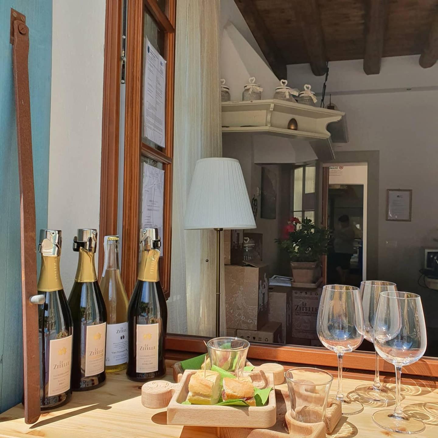 Le Zitelle Di Ron Bed and Breakfast Valdobbiadene Exteriör bild