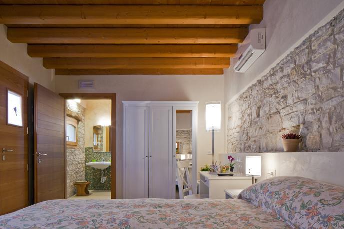 Le Zitelle Di Ron Bed and Breakfast Valdobbiadene Exteriör bild